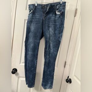 Women's Dark Wash Stretch Jeans - Blue